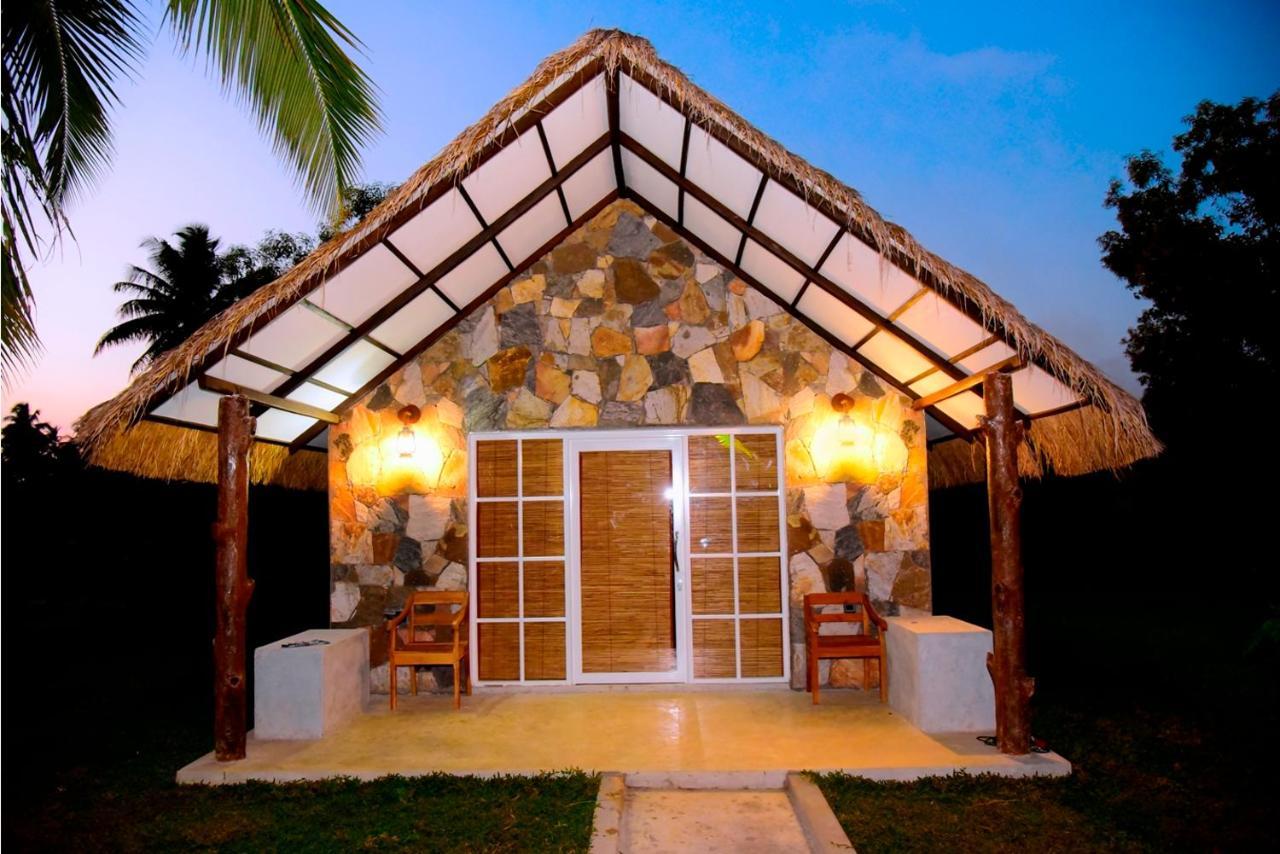 Coco Village Hotel Chilaw Bangadeniya Exterior photo