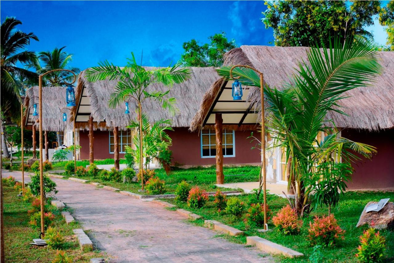 Coco Village Hotel Chilaw Bangadeniya Exterior photo