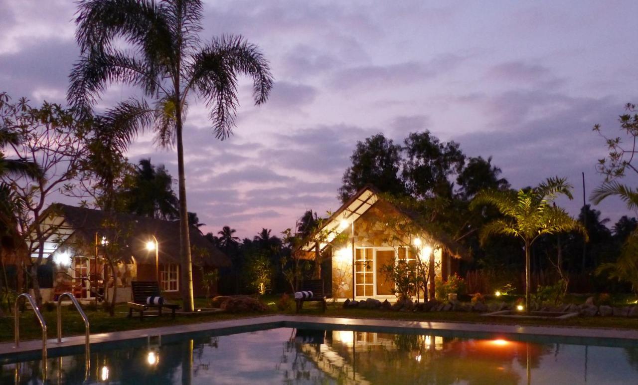 Coco Village Hotel Chilaw Bangadeniya Exterior photo