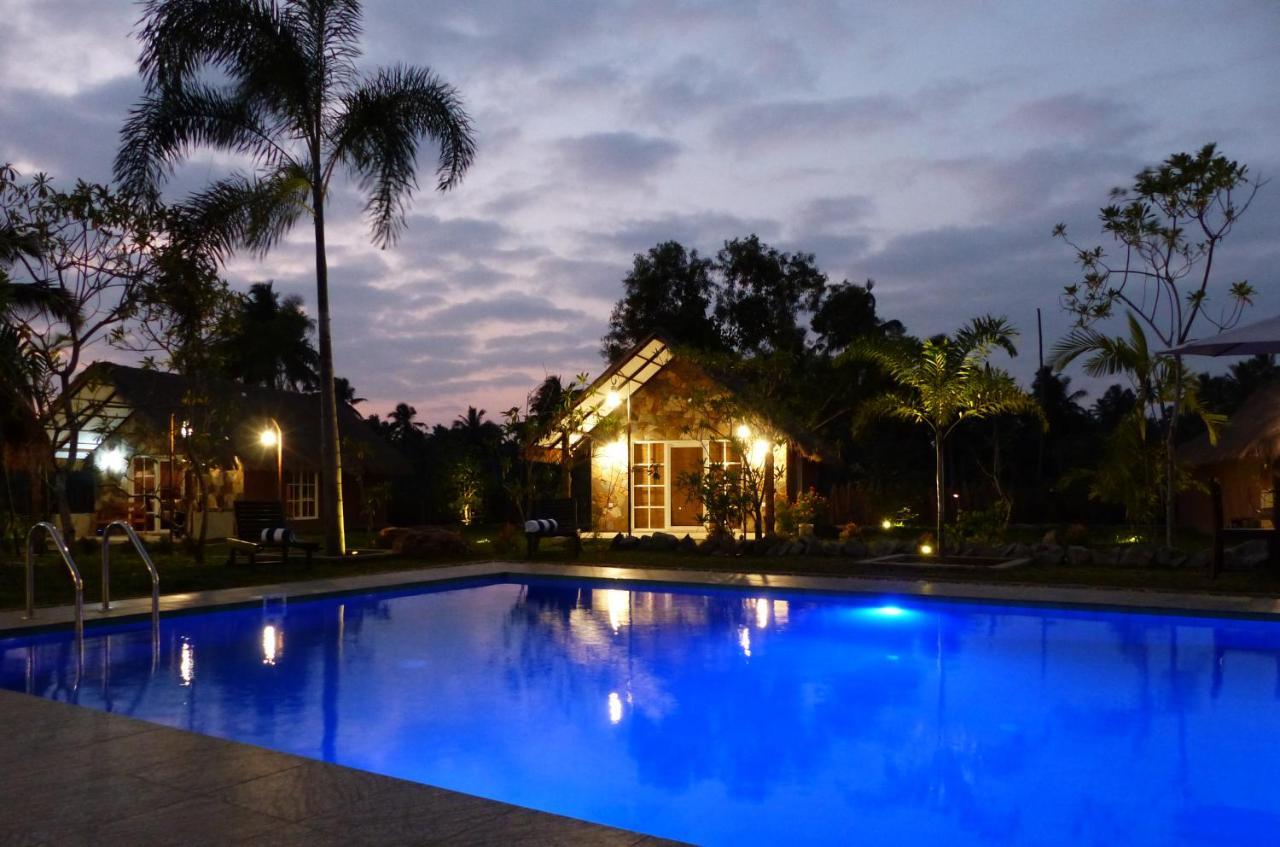 Coco Village Hotel Chilaw Bangadeniya Exterior photo